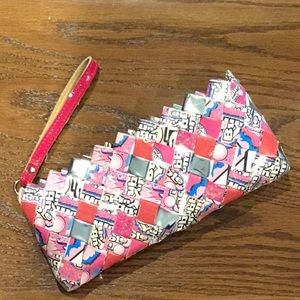 Bubble gum wrapper purse